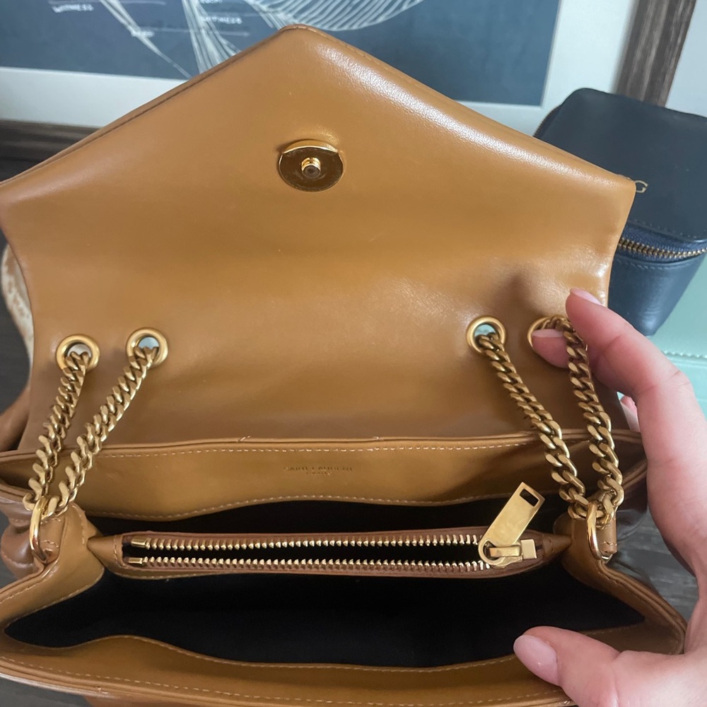 Saint Laurent Quilted Leather Shoulder Bag - Picture 4 of 12